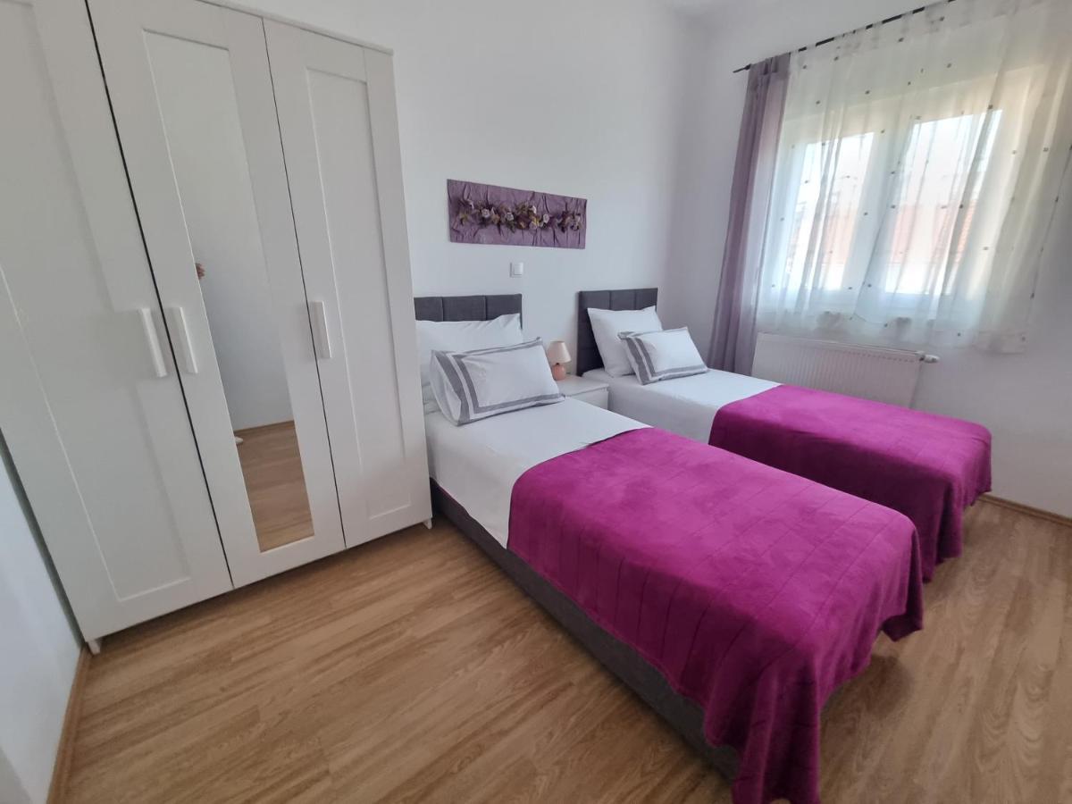 Apartmani Stadion Задар Екстериор снимка