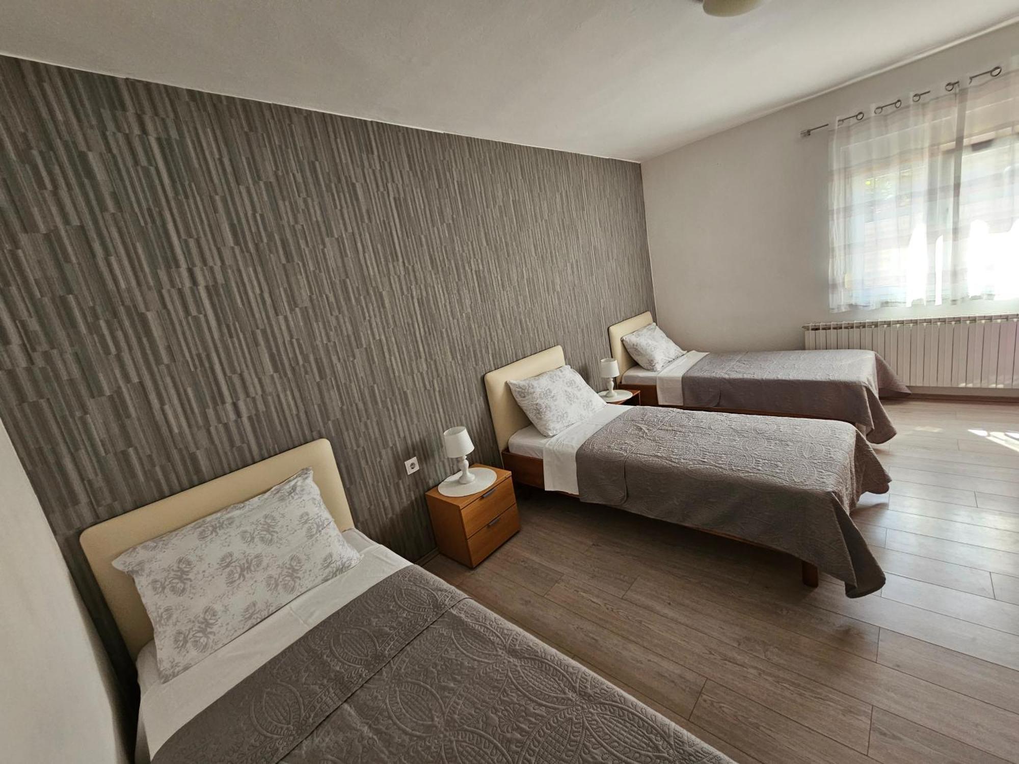 Apartmani Stadion Задар Екстериор снимка