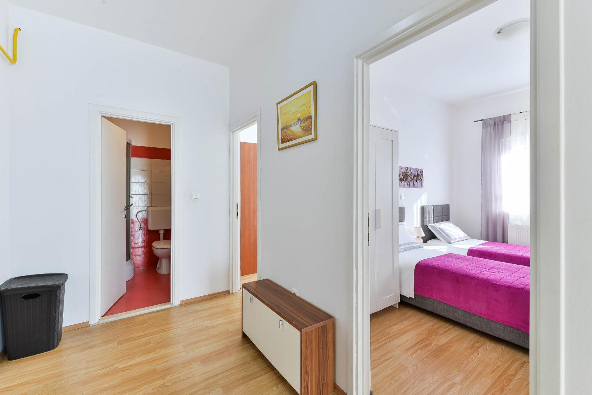 Apartmani Stadion Задар Стая снимка