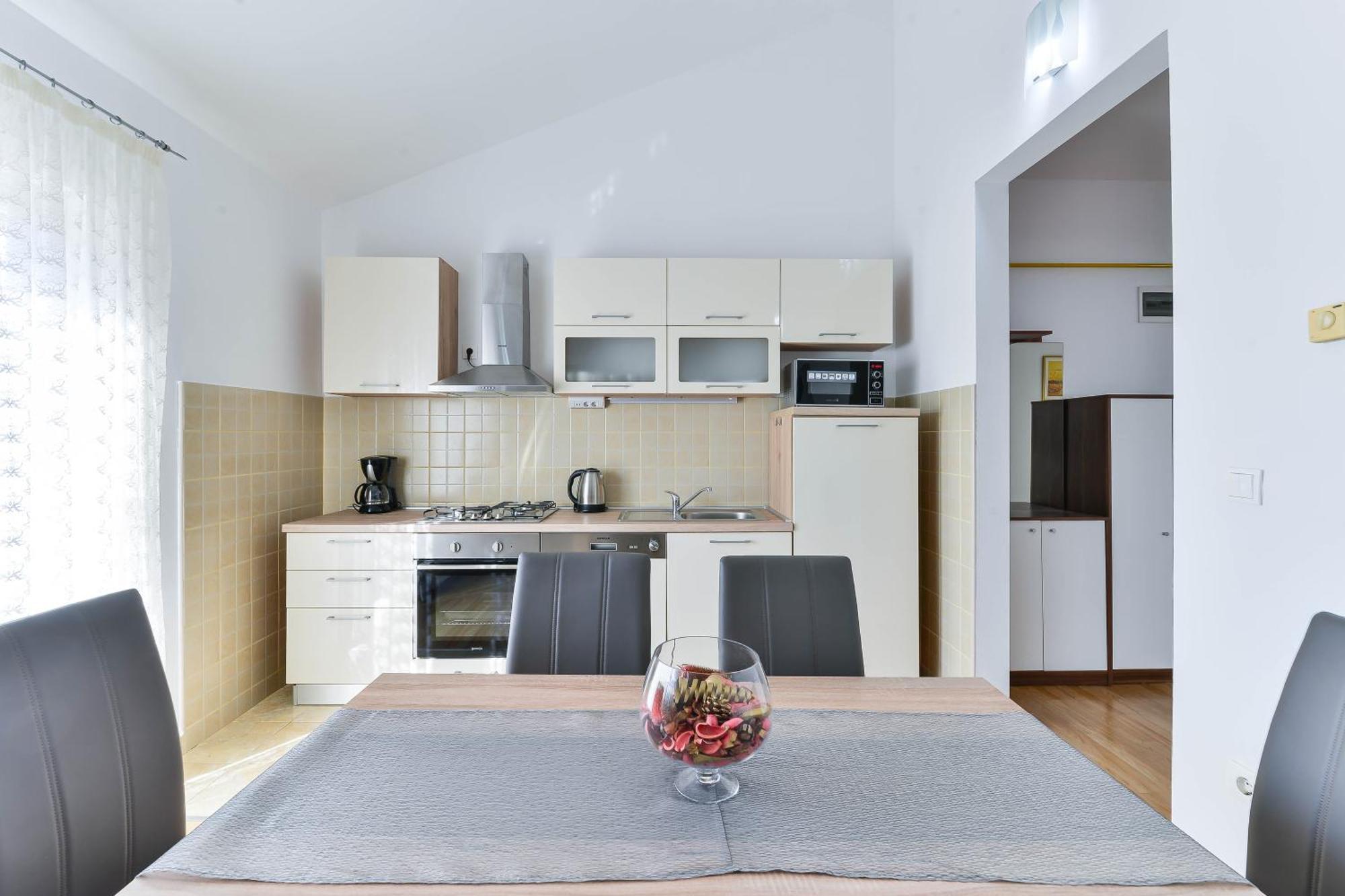 Apartmani Stadion Задар Стая снимка