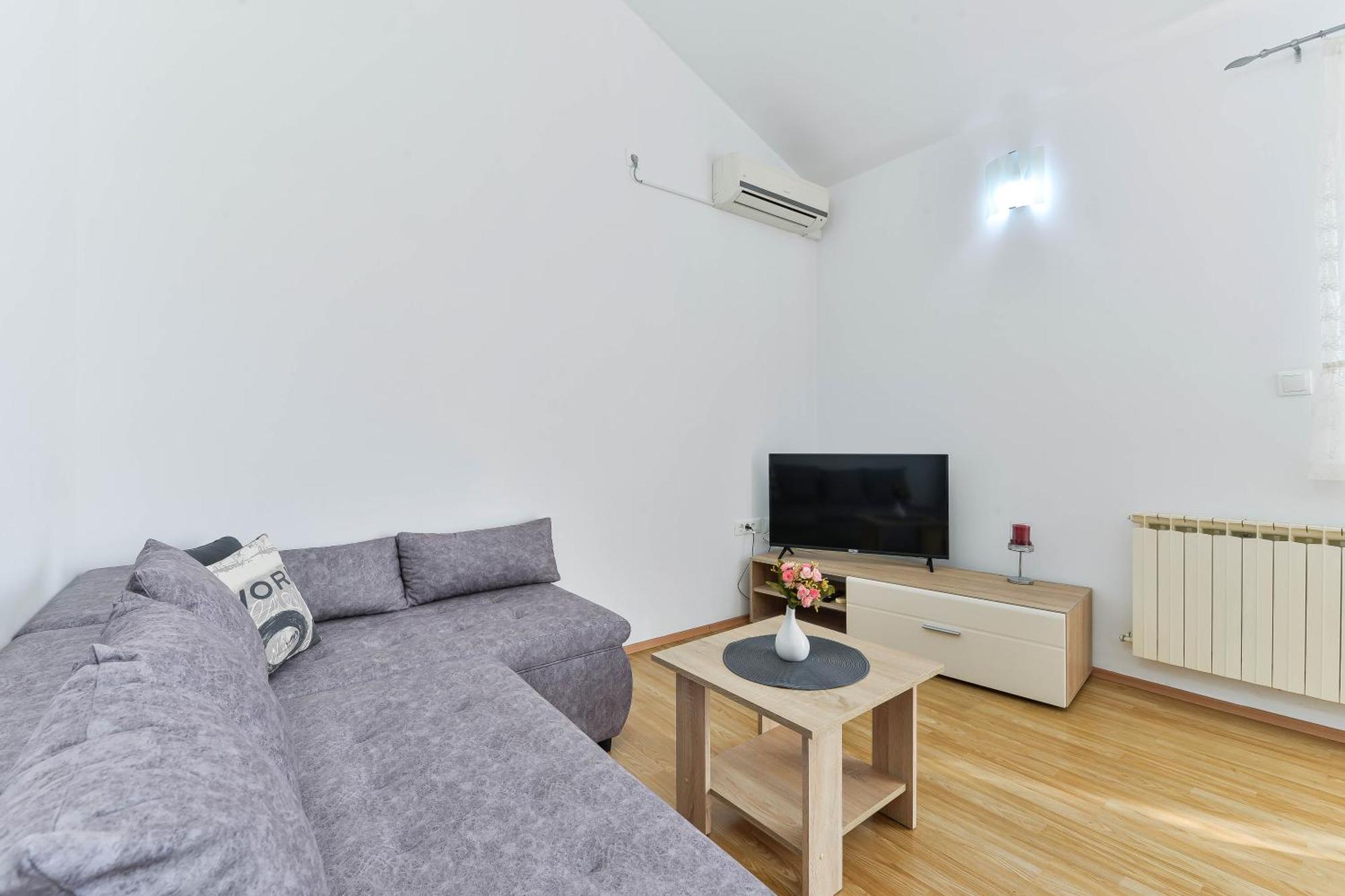 Apartmani Stadion Задар Стая снимка