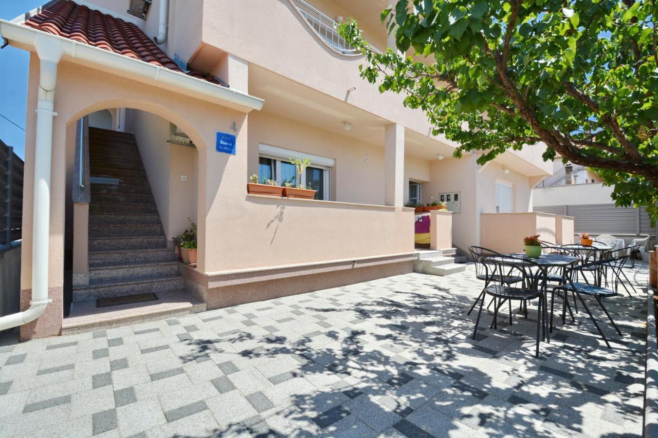 Apartmani Stadion Задар Екстериор снимка
