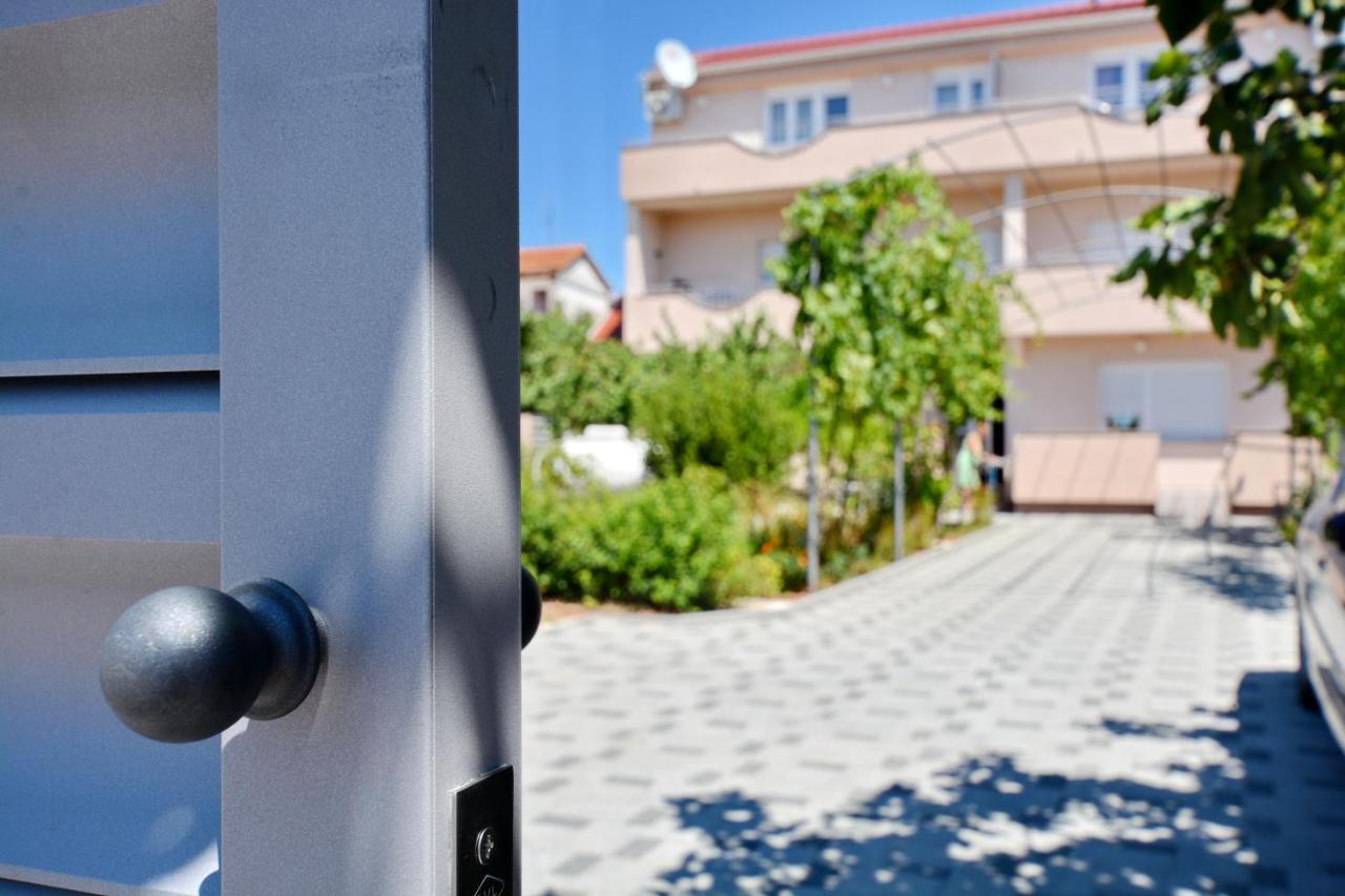 Apartmani Stadion Задар Екстериор снимка